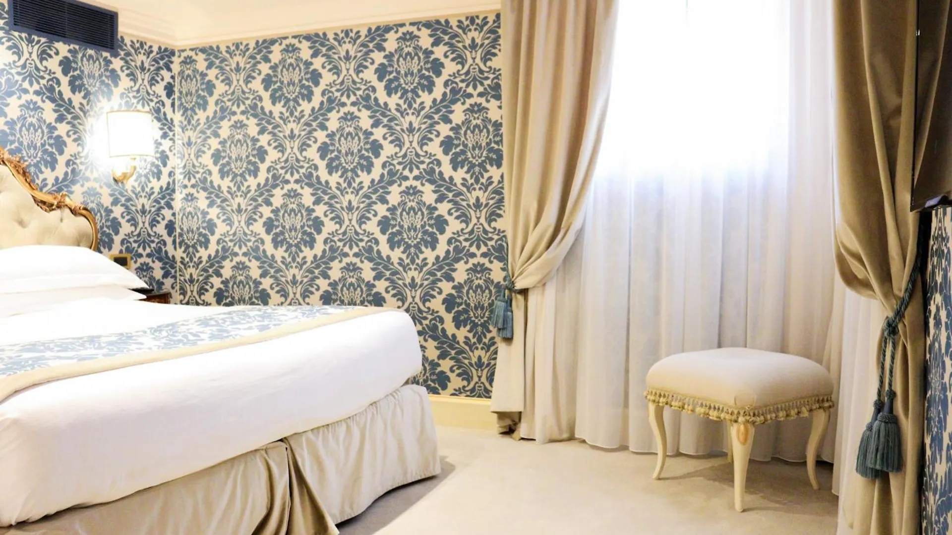 Hotel Ai Cavalieri Di Venezia  Venice