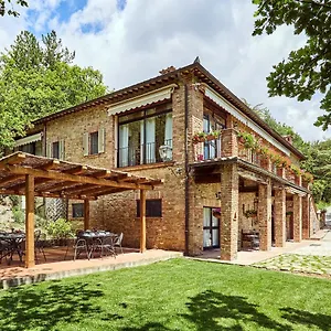 https://podere-lamberto.it-tuscanyhotel.com